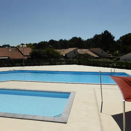 Maison Aux Mathes : Piscine, Tennis, Proche Et Commerces - Fr-1-705-50 *