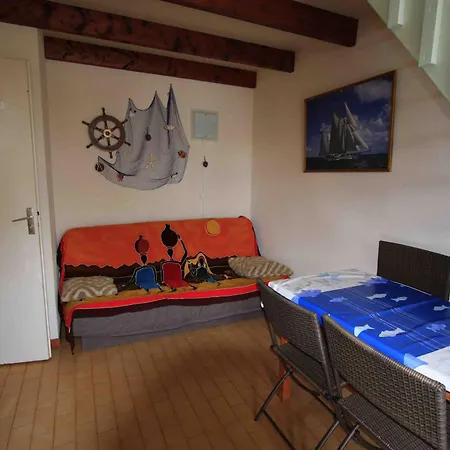 Maison Aux Mathes : Piscine, Tennis, Proche Et Commerces - Fr-1-705-50 Les Mathes