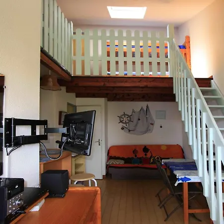 Maison Aux Mathes : Piscine, Tennis, Proche Et Commerces - Fr-1-705-50 Holiday home Les Mathes